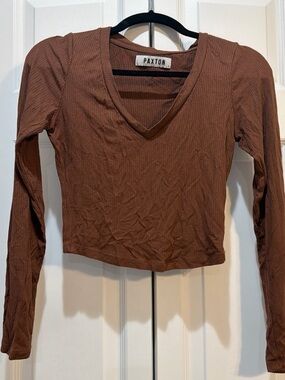 Paxton Women's Ribbed V-Neck Long Sleeve Lightweight Crop Top Size M